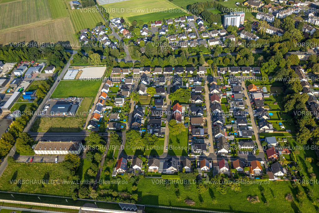 Werl230806485 | Luftbild, Wohnsiedlung zwischen Melsterhag und Bernhard-Hellmann-Straße, Werl, Werl-Unnaer Börde, Nordrhein-Westfalen, Deutschland