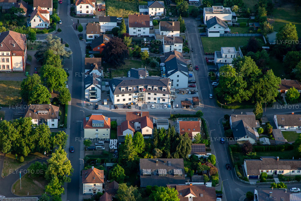 Luftbild: Neubau an der Scheffelstr in Kandel im Bundesland Rheinland-Pfalz in Deutschland. Foto: IMG_136275.jpg vom 07.06.2023 durch Werner Riehm/FLY-FOTO.de