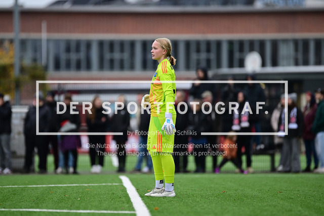 Fußball I Frauen I Saison 2025-2026 I Regionalliga Nord I 10. Spieltag I FC St. Pauli - Hamburger SV U20 I 12277 | Der Sportfotograf. - Realisiert mit Pictrs.com