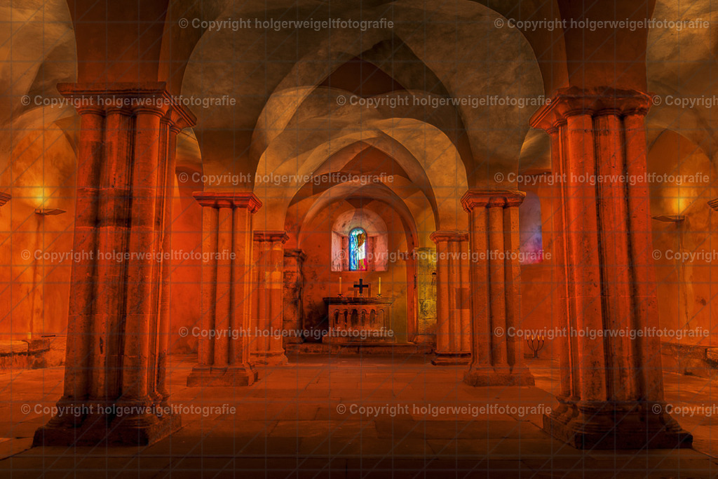 Krypta IV | Kaufen sie online außergewöhnliche Fotografien auf Leinwand Acrylglas Fotoprint Aludibond von holgerweigeltfotografie - Realisiert mit Pictrs.com