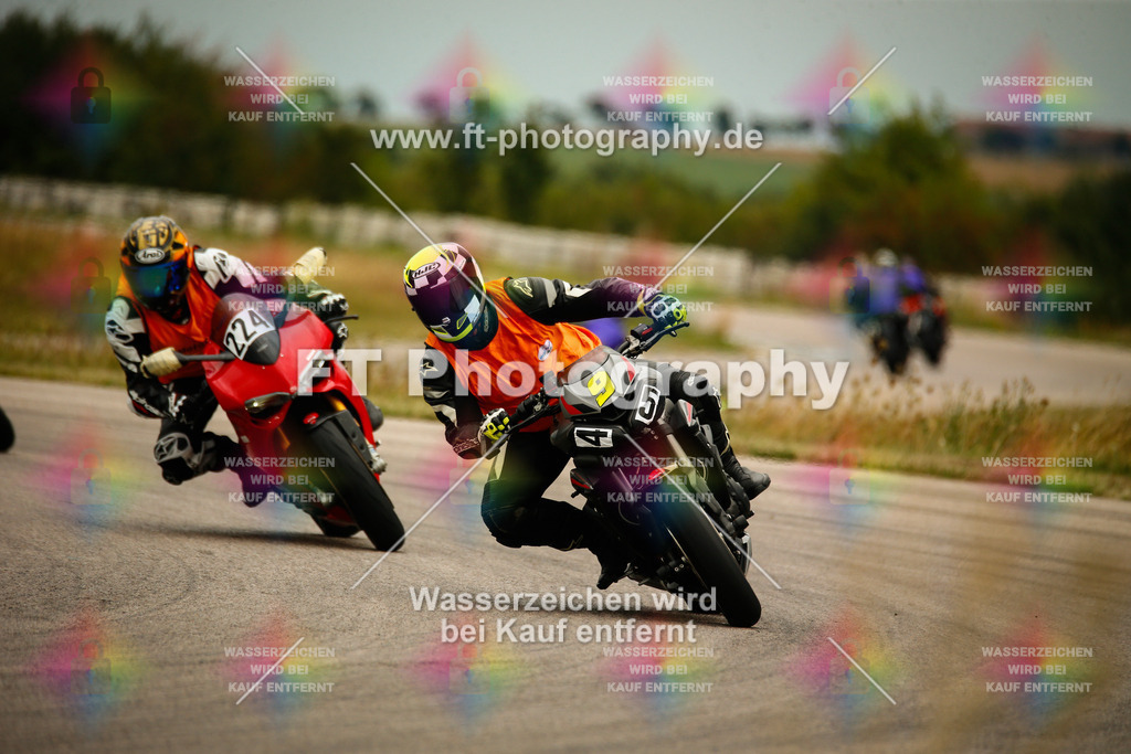 _MOT6770 | Hier findet Ihr Bilder von Touristenfahrten auf der Nürburgring Nordschleife oder von anderen Veranstaltungen die ich besucht habe. Viel Spass beim Durch Schauen 