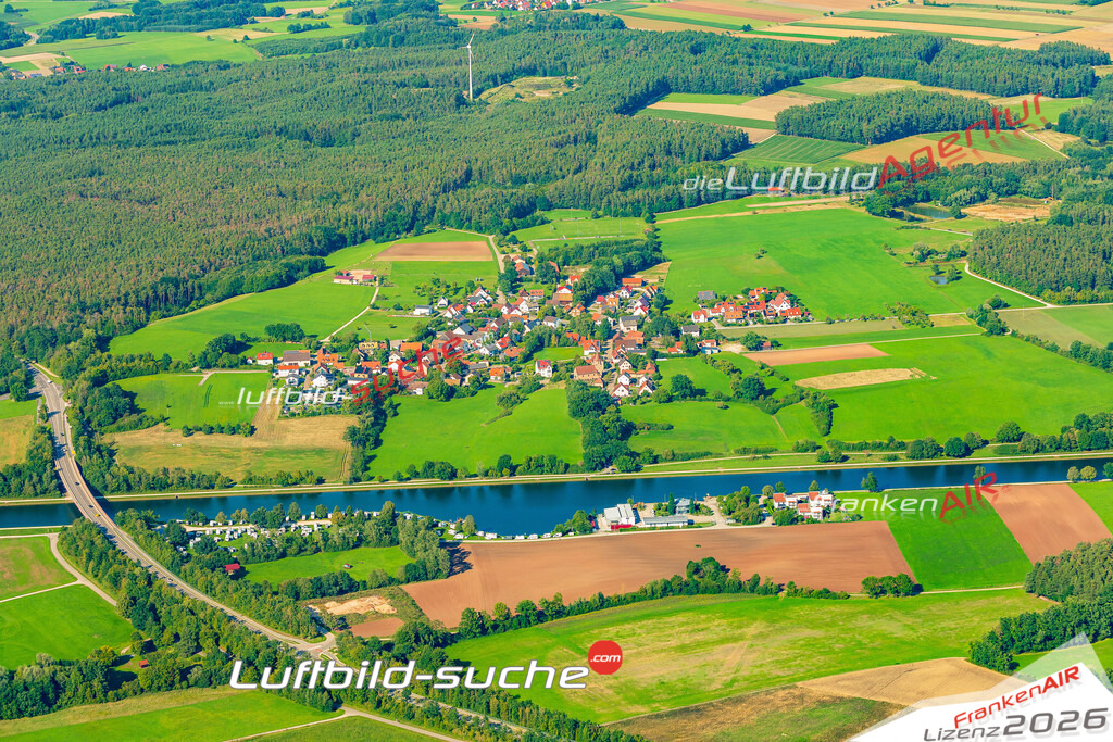 Schöne Luftaufnahme als Geschenk in Heuberg Hilpoltstein - Die Luftbildaufnahme wurde 2025 vom UL-Flugzeug heraus erstellt ( keine Drohne ) - Hochauflösende Luftaufnahme -Nicht vergleichbar mit Google Maps oder Satelittenbilder- Die Geschenkidee !Mit Lizenz und Bildrechte bestellbar