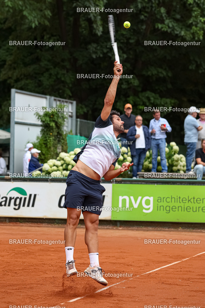 HTC Blau-Weiß Krefeld - LTTC Rot-Weiß Berlin  | Krefeld, Deutschland 21.07.2023, Federico Gaio (HTC Blau-Weiß Krefeld) gegen Alvaro Lopez San Martin (LTTC Rot-Weiss Berlin) ,

bei der 2. Tennis Bundesliga Nord Begegnung zwischen HTC Blau-Weiß Krefeld und LTTC Rot-Weiß Berlin am 21.07.2023 in Krefeld.

(Foto: BRAUER-Fotoagentur)
 
