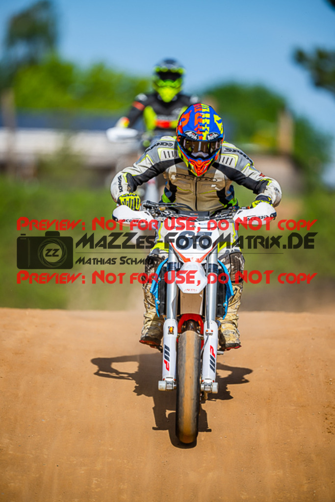 MaZZes_FotoMatrix_220528_5598 | Fotograf Mathias Schmid
Sportfotograf,
Eventfotograf,
Hochzeitsfotograf,
Portraitfotograf