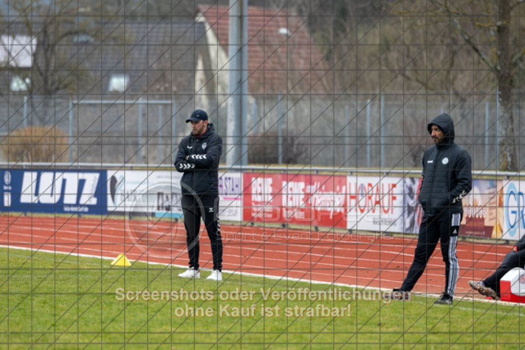 20250316_131819_0120 | #,1.FC Donzdorf (rot) vs. SpVgg Gröningen-Satteldorf (schwarz), Fussball, Frauen-Verbandsliga Württemberg, 13. Spieltag, Saison 2024/2025, Rasenplatz Lautertal Stadion, Süßener Straße 16, 73072 Donzdorf, 16.03.2025 - 13:00 Uhr,Foto: PhotoPeet-Sportfotografie/Peter Harich