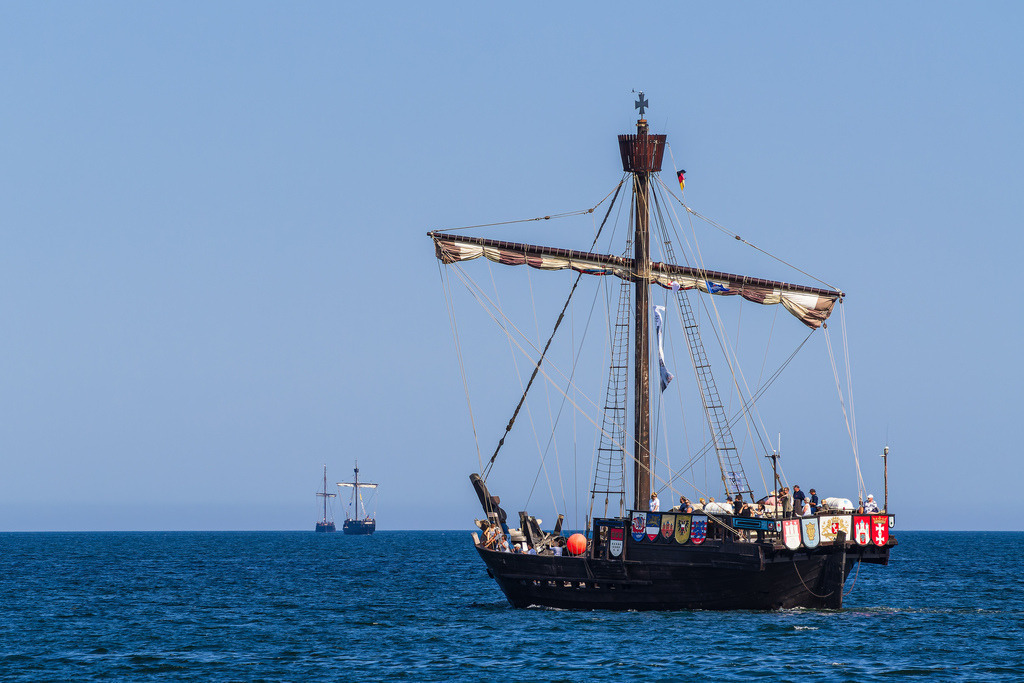 Kogge auf der Ostsee während der Hanse Sail in Rostock | Kogge auf der Ostsee während der Hanse Sail in Rostock.