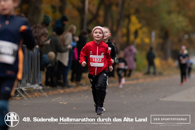 Süderelbe Halbmarathon 2025 I 09.11.2025 I Fotograf_DerSportfotograf.I 00196 | Der Sportfotograf. - Realisiert mit Pictrs.com
