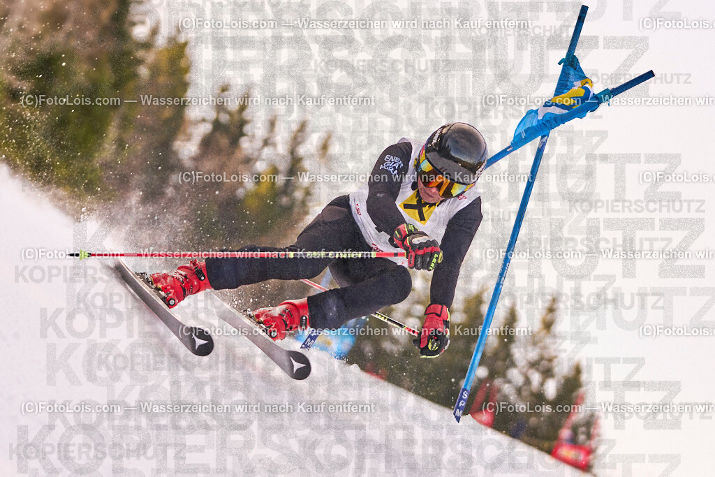 ALP1082_MastersCup-RTL-II_LKHF_Wicho Anton | NÖ Raiffeisen MastersCup, Jugend - Damen - Herren, Riesentorlauf-Rennen 2 auf der Fuchswaldpiste in Lackenhof am Ötscher, durchführender Verein: Schiklub Lackenhof, So 9. Februar 2025.