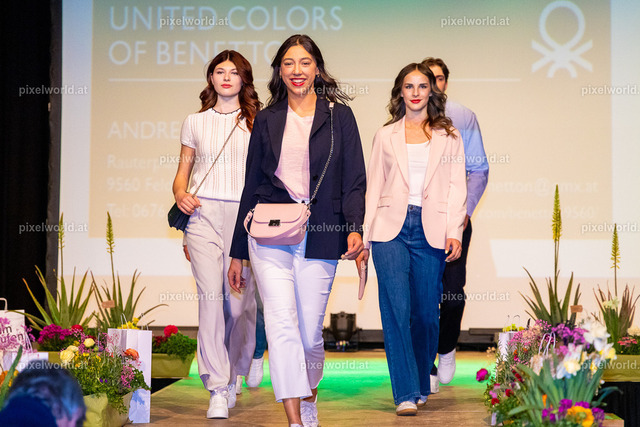 1. Wirtschaftsfrühling im Stadtsaal Feldkirchen - Tag 1 | Bildershop von pixelworld.at - Realisiert mit Pictrs.com