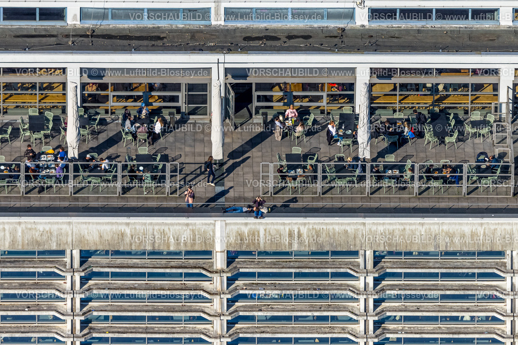 Bochum241016826-2 | Luftbild, AKAFÖ Studierendenwerk Mensa der Ruhr-Universität Bochum, Gastronomie und Außenterrasse in der Sonne, Querenburg, Bochum, Ruhrgebiet, Nordrhein-Westfalen, Deutschland