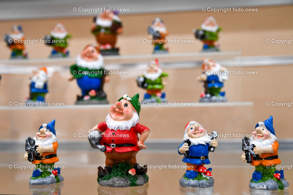 Pöstlingberg_ Grottenbahn_ 21.02.2023-7 | 21.02.2023, Poestlingberg, Grottenbahn, AUT, Grottenbahn, Poestlingberg im Bild Zwerge