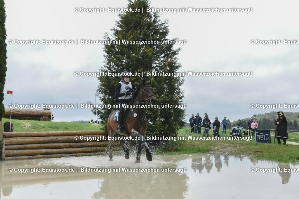 20230513_CCI2_Section2_Gelände_0340 | equistock