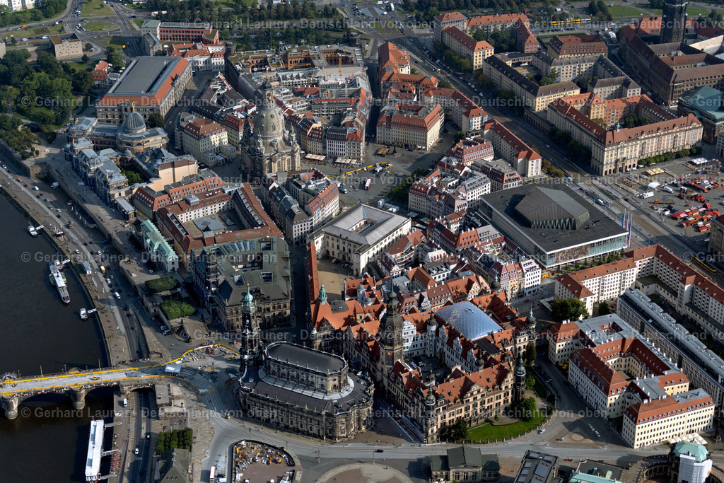 4060875 | DRESDEN 07.09.2021 Altstadtbereich und Innenstadtzentrum in Dresden im Bundesland Sachsen, Deutschland. // Old Town area and city center in Dresden in the state Saxony, Germany. Foto: Gerhard Launer
