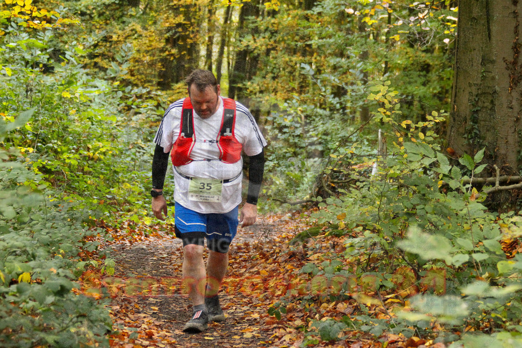 251026_1347_EV4_7046 | Sportfotografie im Rhein-Sieg Kreis, Köln, Bonn, NRW, Rheinland Pfalz, Hessen, etc. Unser Tätigkeitsfeld umfasst den Laufsport vom Volkslauf über den Marathon, Duathlon, Triathon bis zum Ultralauf wie Kölnpfad Ultra oder Schindertrail.