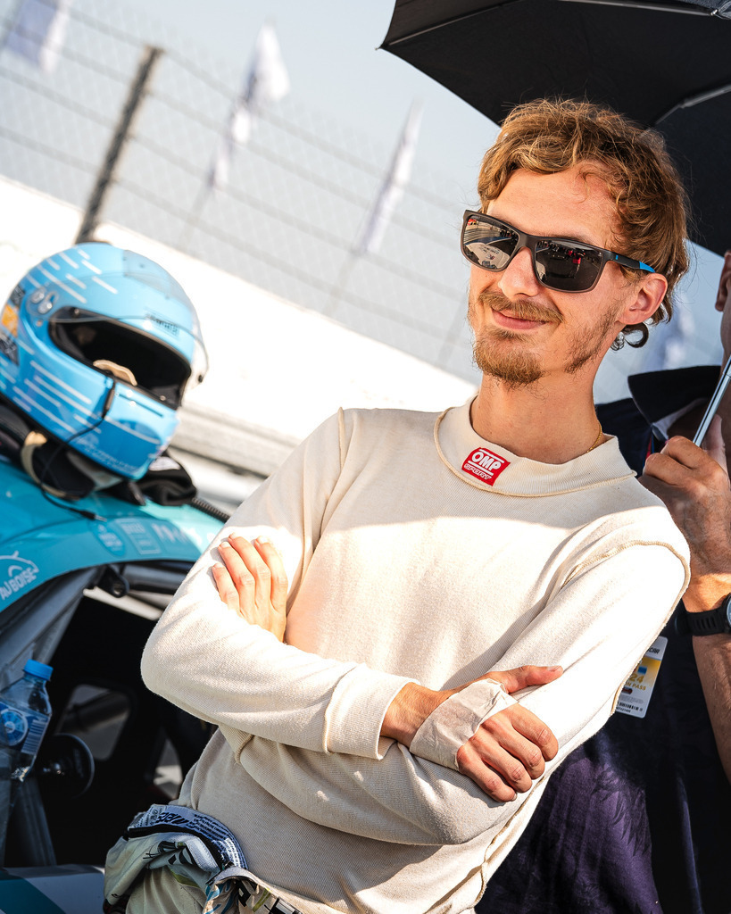 _DSC7964 | Exklusive Motorsport-Fotografie aus Leipzig von TXO Media – für Rennfahrer, Teams & Sponsoren. Sausemuth liefert starke Bilder, die Emotion zeigen. Jetzt buchen & glänzen! - Realisiert mit Pictrs.com