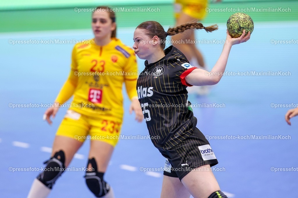 DHB16102501139 | 16.10.2025, Handball, EHF Frauen Länderpiel, EM Qualifikation 2026, Deutschland - Nordmazedonien, Schwalbe-Arena in Gummersbach:  Luisa SCHERER (GER #25) 