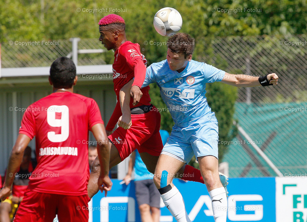 A_LUI_19072025_11 | SPORT,FUSSBALL ,TESTSPIEL ASKOE OEDT-UNION RAIFFEISEN MONDSEE 19.07.2025 IM BILD:JONATHAN ALUKWU (OEDT) UND VINZENZ ZSCHOCK  (MONDSEE) FOTO:FOTOLUI