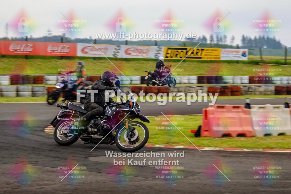OBK-5241 | Hier findet Ihr Bilder von Touristenfahrten auf der Nürburgring Nordschleife oder von anderen Veranstaltungen die ich besucht habe. Viel Spass beim Durch Schauen 
