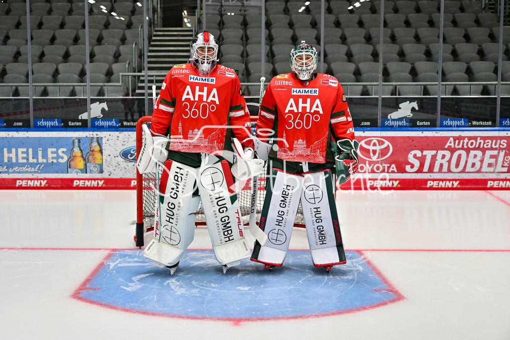 Augsburger Panther 2025/26 | im Bild das Torhüterduo der Augsburger Panther für die Saison 2025/26, Peyton JONES (Augsburger Panther 41) und Michael GARTEIG (Augsburger Panther 34 / Media Day Augsburger Panther: Curt-Frenzel Stadion am 06.08.2025