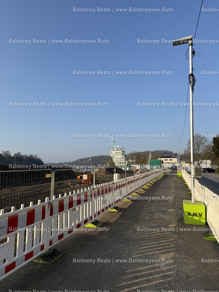 Bautagebuch - Regattatribüne Baldeneysee | Alle Nutzungsrechte vorbehalten. Jede Nutzung des Bildes bedarf einer gültigen Lizenz. Der Urheber- und Quellenhinweis „Foto: Cesar von Meissen / Baldeneysee.Ruhr“ ist bei jeder Veröffentlichung direkt am Bild anzubringen. Eine Weitergabe, Unterlizenzierung oder Weiterveräußerung an Dritte ist unzulässig. - Realisiert mit Pictrs.com