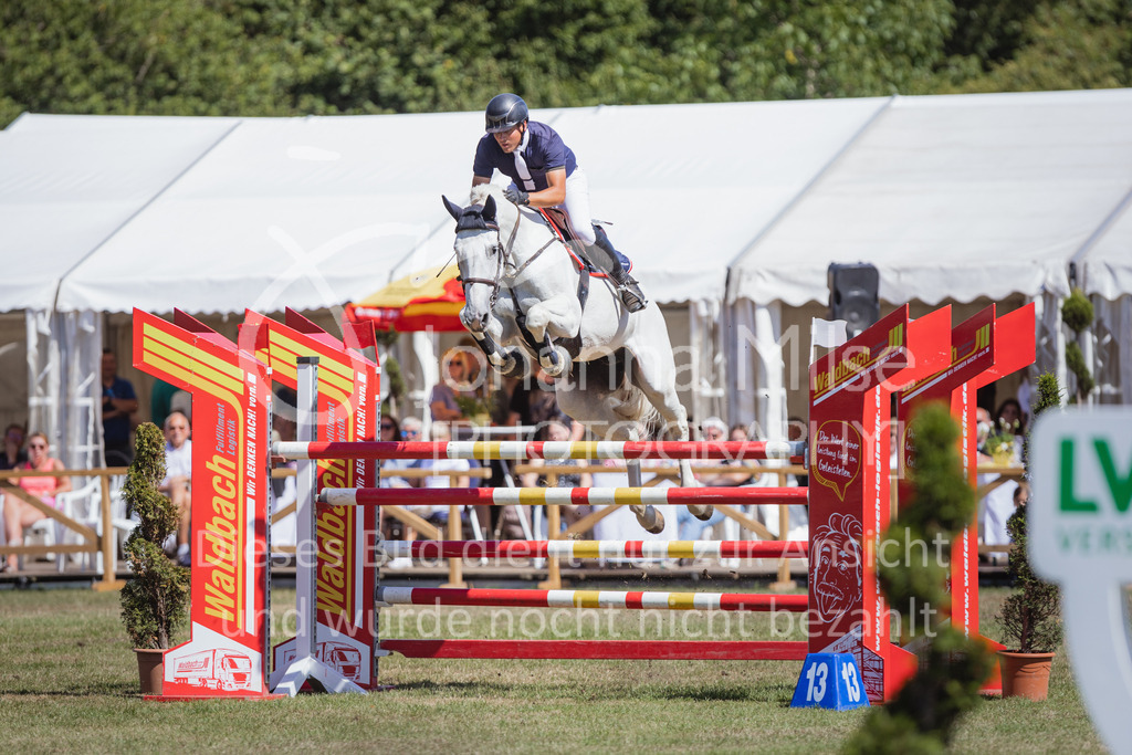 220717_LC_GroßerPreis-920 | Deine schönsten Turniermomente als professionelle Fotos! Entdecke hochwertige Pferdesport-Fotografie im Online-Shop. Jetzt Fotos finden & bestellen!