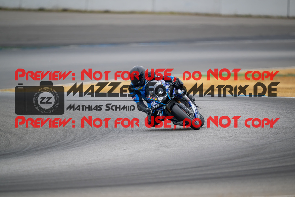 MaZZes-Fotomatrix-20260809-578717 | R1