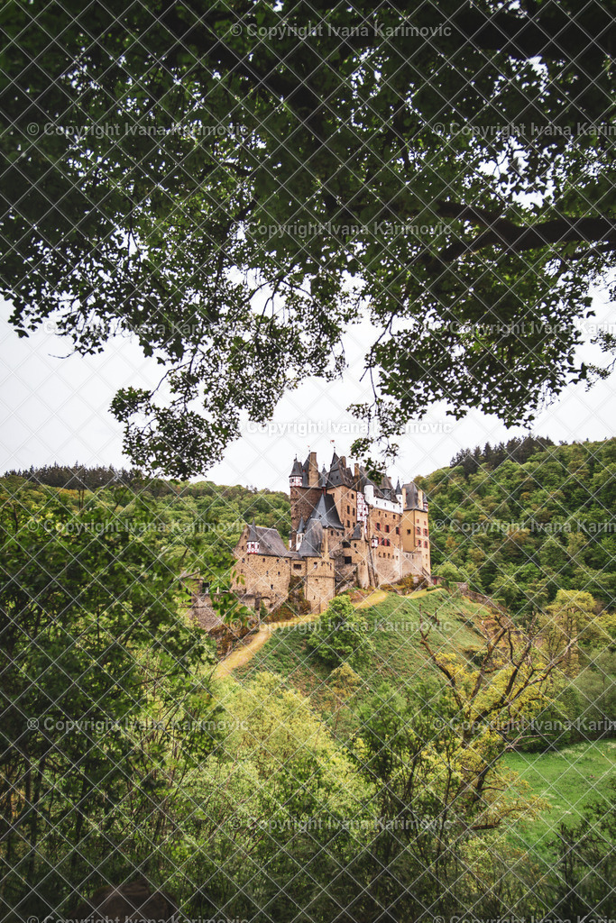 Burg Eltz | ikphotography - Realisiert mit Pictrs.com