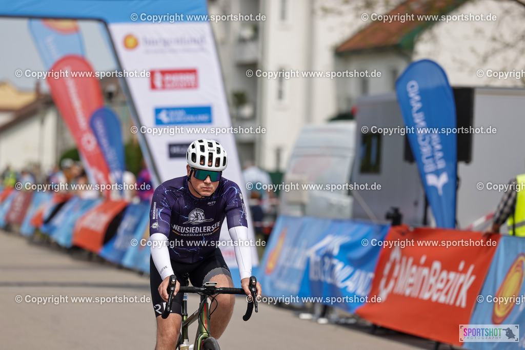 VJ__9349 | Neusiedlersee Radmarathon 2026@sportshot_your_pictrs #yourpictures#roadtowm2029 #nrm #neusiedlerseeradmarathon #neusiedlersee #neusiedlerseetourismus #burgenland #mörbisch #nrm26 #burgenlandtourismus #voglundco #poweredbyburgenlandtourismus #radsport #rad #marathon #ucigranfondo #visitburgenland #ucigranfondoworldseries