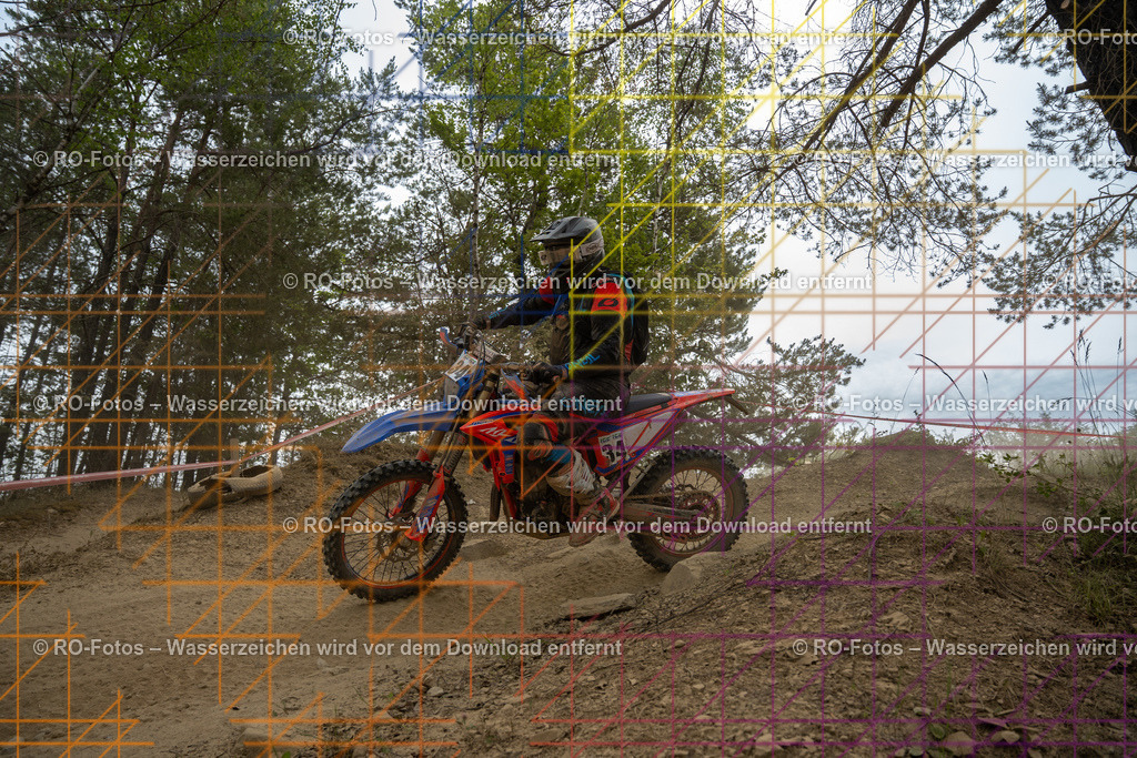 Niederwürzbach 4 Lauf-1204 | Sportfotografie von RO-Fotos: Motorsport, Motocross, Enduro, Laufveranstaltungen und Triathlon. Professionelle Fotos von Sportlern und Events. - Realisiert mit Pictrs.com