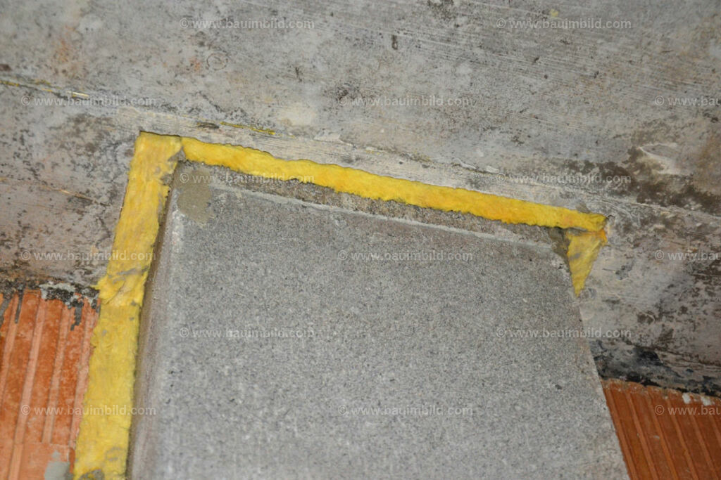 bib-lg08-schornstein-0082 | Nach LV-Leistungsgruppen sortierte Detailfotos über den Bau eines Hauses. Alle Hausbau-Bilder direkt vom Urheber und Autor der Website Haus-Selber-Bauen.com