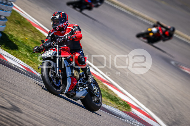 0956-260526NBR-022_956 | Deine Full-Service-Agentur für ✔️Videoproduktionen und ✔️Motorsportfotografie Jetzt Angebot anfragen!