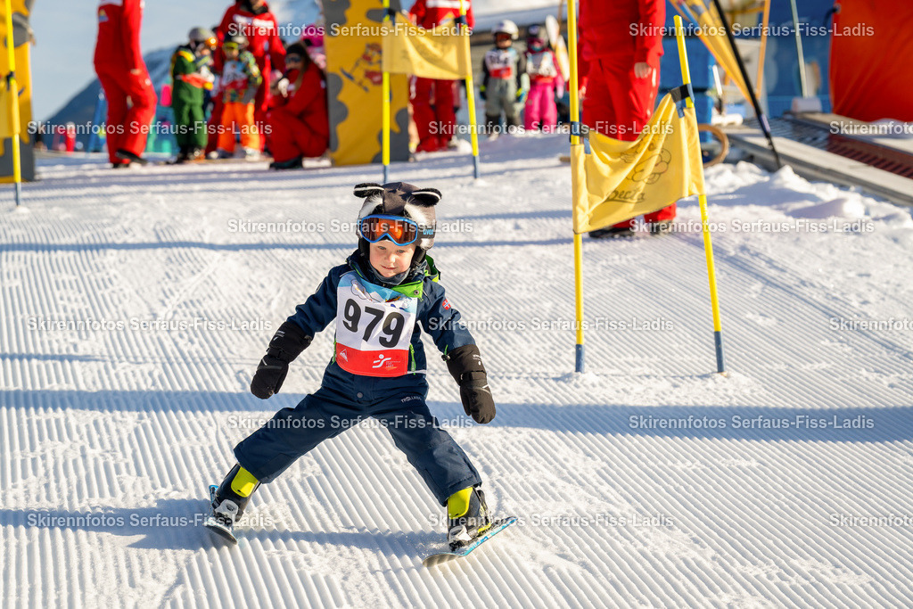 SRF_12.12.2025 0013 | SRF_12.12.2025 0013 - Realisiert mit Pictrs.com