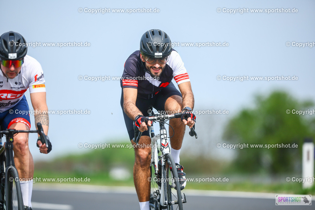 162_TRA56274 | Neusiedlersee Radmarathon 2026@sportshot_your_pictrs #yourpictures#roadtowm2029 #nrm #neusiedlerseeradmarathon #neusiedlersee #neusiedlerseetourismus #burgenland #mörbisch #nrm26 #burgenlandtourismus #voglundco #poweredbyburgenlandtourismus #radsport #rad #marathon #ucigranfondo #visitburgenland #ucigranfondoworldseries