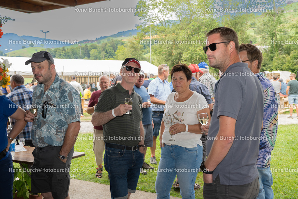 DSC08175-3 | René Burch leidenschaftlicher Fotograf aus Kerns in Obwalden.  Hier finden sie Sport, Landschaft und Natur Fotografie.
 - Realisiert mit Pictrs.com
