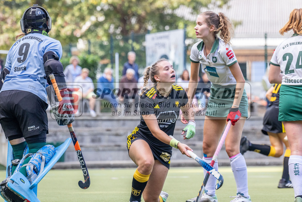 MJ_01.10.2023_F_UHTC-HTHC-34 | Henriette Schlüter (Harvestehuder THC #11), Uhlenhorst Mülheim - Harvestehuder THC am 1.10.2023 im Waldstadion, Mülheim a. d. Ruhr