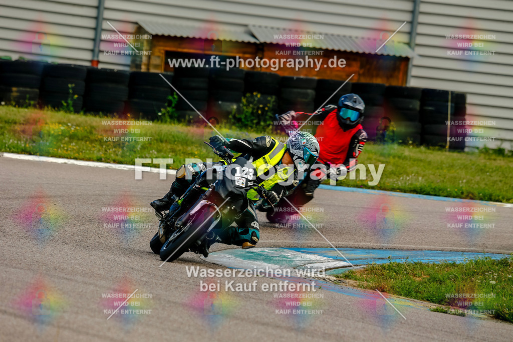 Chambley Juli-0083 | Hier findet Ihr Bilder von Touristenfahrten auf der Nürburgring Nordschleife oder von anderen Veranstaltungen die ich besucht habe. Viel Spass beim Durch Schauen 