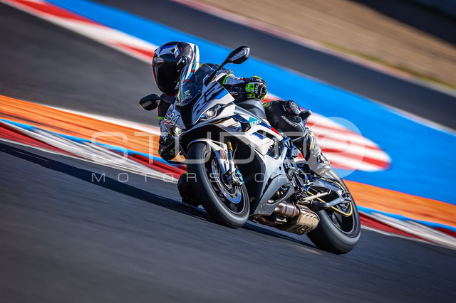 0994-240806_MM-017_994 | Deine Full-Service-Agentur für ✔️Videoproduktionen und ✔️Motorsportfotografie Jetzt Angebot anfragen!