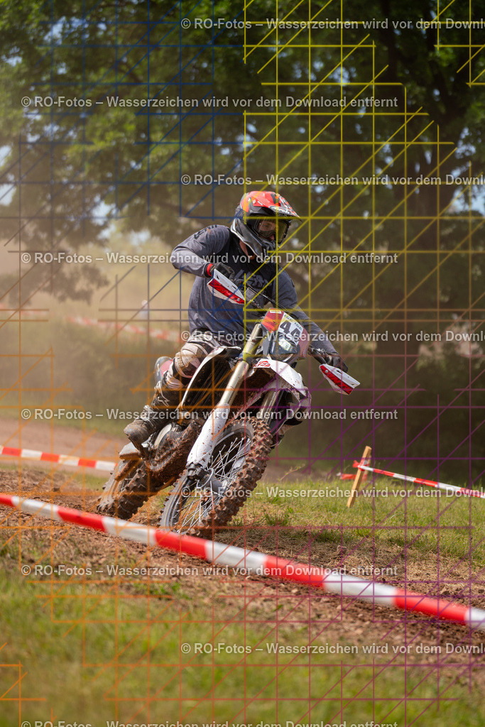 Wolfshausen 3 Lauf -173 | Sportfotografie von RO-Fotos: Motorsport, Motocross, Enduro, Laufveranstaltungen und Triathlon. Professionelle Fotos von Sportlern und Events. - Realisiert mit Pictrs.com