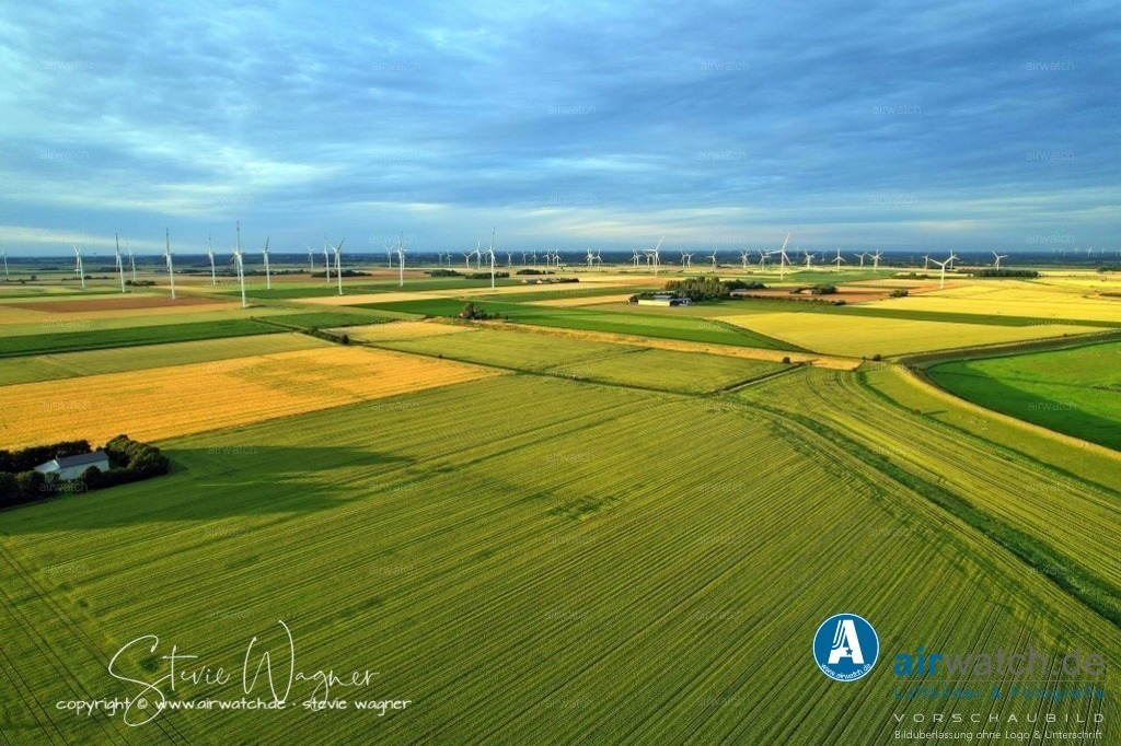 HattstedterKoog  & BeltringharderKoog | Entdecken Sie atemberaubende Luftbilder und Fotografien auf airwatch.de - Tauchen Sie ein in eine Welt voller faszinierender Aufnahmen aus der Vogelperspektive.