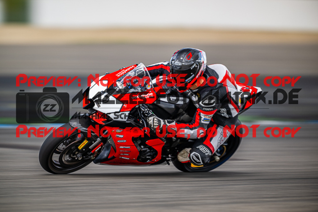 MaZZes_Fotomatrix_20230922_6007705_5591 | PRO SUPERSTOCK