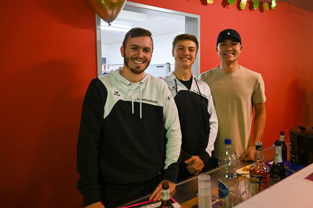 18. November 2022 - Abendundunterhaltung TV/DTV Neftenbach | 18. November 2022 / MZH Auenrain, Neftenbach
Abendundunterhaltung TV/DTV Neftenbach
Motto: Klick zum Glück
Bild: Sportfotografie Markus Aeschimann | www.markus-aeschimann.ch - Realisiert mit Pictrs.com