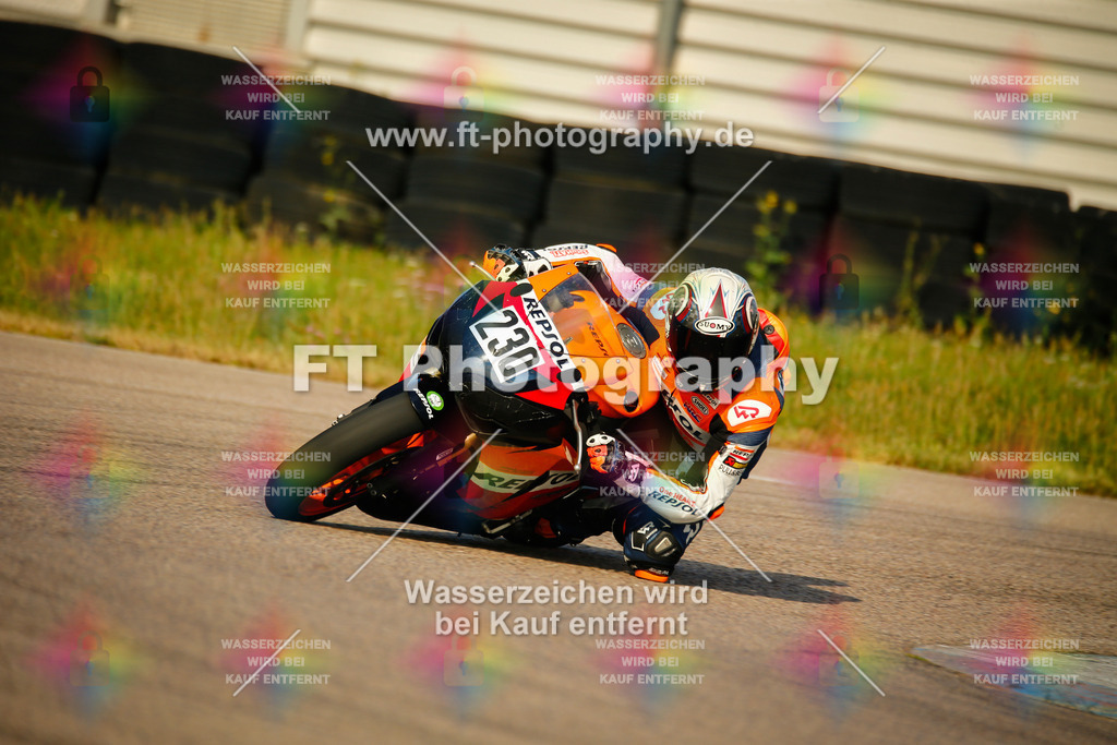 _MOT5404 | Hier findet Ihr Bilder von Touristenfahrten auf der Nürburgring Nordschleife oder von anderen Veranstaltungen die ich besucht habe. Viel Spass beim Durch Schauen 