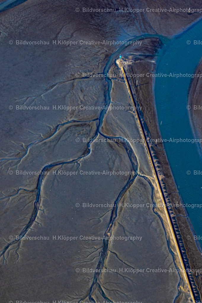 Wattenmeer Nordsee Nordfriesische Inseln 439A6798 (57) | Luftbildfotografie und Luftbildfotograf Hermann Klöpper - Realized with Pictrs.com