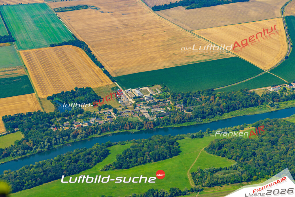 Luftaufnahme Damaschkeplan Calbe - Die Luftaufnahme wurde 2025 vom UL-Flugzeug heraus erstellt ( ohne Drohne ) - Hochauflösende Luftaufnahme - für professionelle Ausdrucke geeignet. Die Geschenkidee !Mit Lizenz und Bildrechte bestellbar