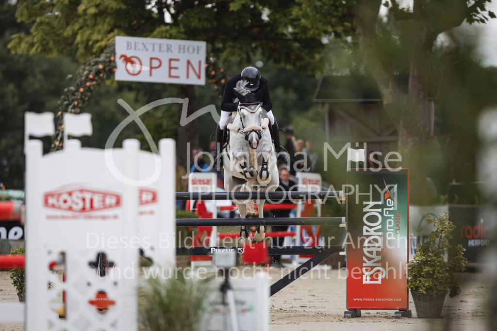 250712_BHO_Championat-126 | Deine schönsten Turniermomente als professionelle Fotos! Entdecke hochwertige Pferdesport-Fotografie im Online-Shop. Jetzt Fotos finden & bestellen!