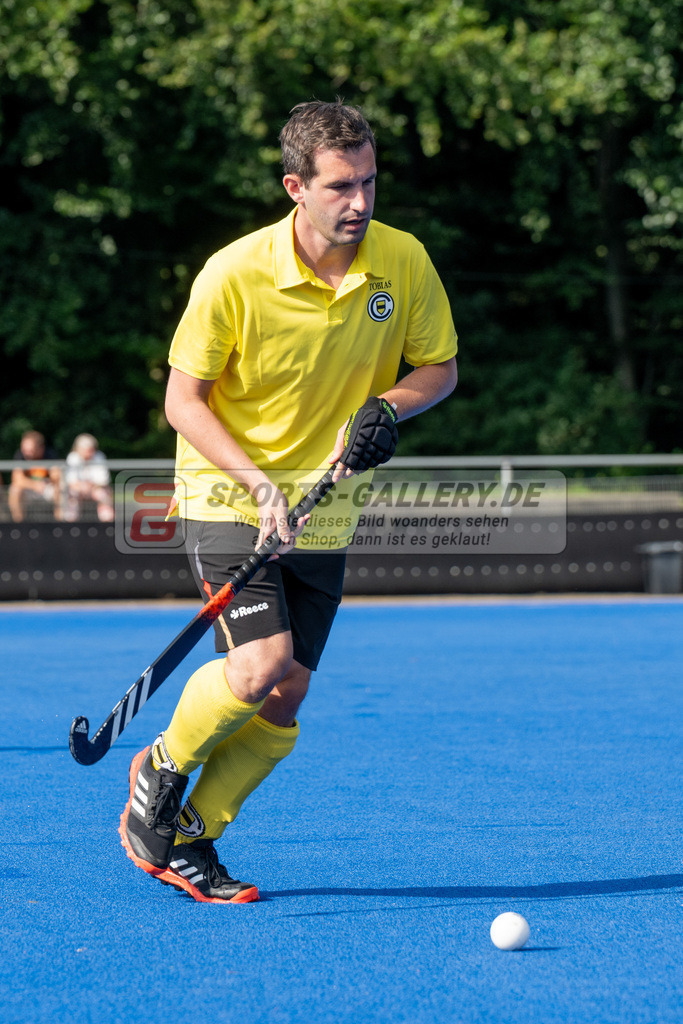 SFE_20240817_0069 | Krefeld, Deutschland, 17.08.2024:  European Cup for Recreational Hockey Players im KTHC Stadion Rot-Weiss Köln Tennis and Hockey Club am 17.08.2024 in Krefeld, Deutschland. (Foto von Stephan Fehrmann)Krefeld, Germany, 17.08.2024: European Cup for Recreational Hockey Players in KTHC Stadion Rot-Weiss Köln Tennis and Hockey Club at 17.08.2024 in Krefeld, Deutschland. (Foto from Stephan Fehrmann)