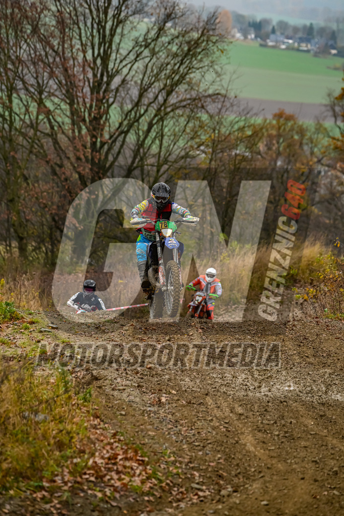 NZ8_4400 | grenznic640