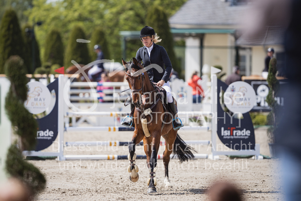 230518_MayDays_SprPf-A2-211 | Deine schönsten Turniermomente als professionelle Fotos! Entdecke hochwertige Pferdesport-Fotografie im Online-Shop. Jetzt Fotos finden & bestellen!