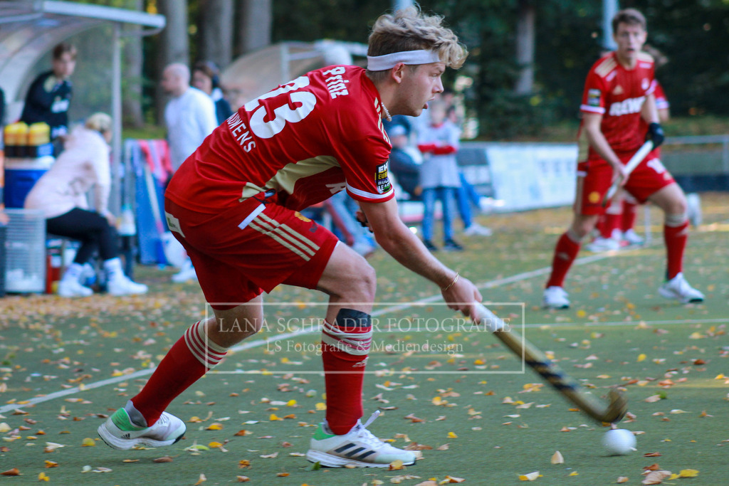 Rot - Weiß Köln - Havesterhuder THC 09.10.22-04 | lanaschraderfotografie - Realisiert mit Pictrs.com