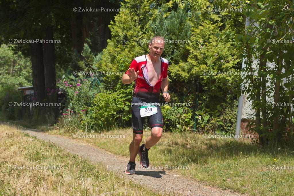 2023_0630_KoberTriathlon_DPM-OLY1289 | Urban. Natur. Panorama. Luftbild. 
Der Bildershop für aufregende Perspektiven!
Für Deko, Wandbild und Kalender!
Wir bringen LED-Bilder zum Leuchten!
